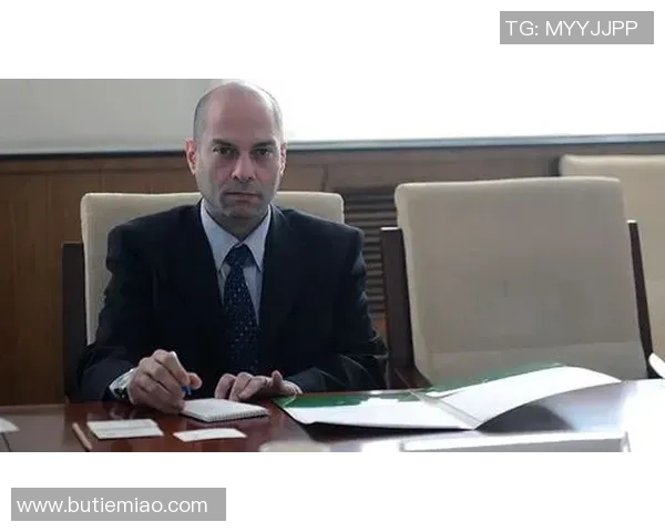 疫情期间足球明星的坚韧与奉献展现了运动精神的新高度